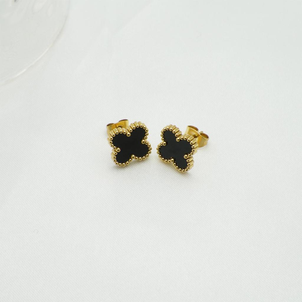 18K Natural Mother-of-Pearl Four-Leaf Clover Earrings - Korean Style, Simple Fashion, High-End Design