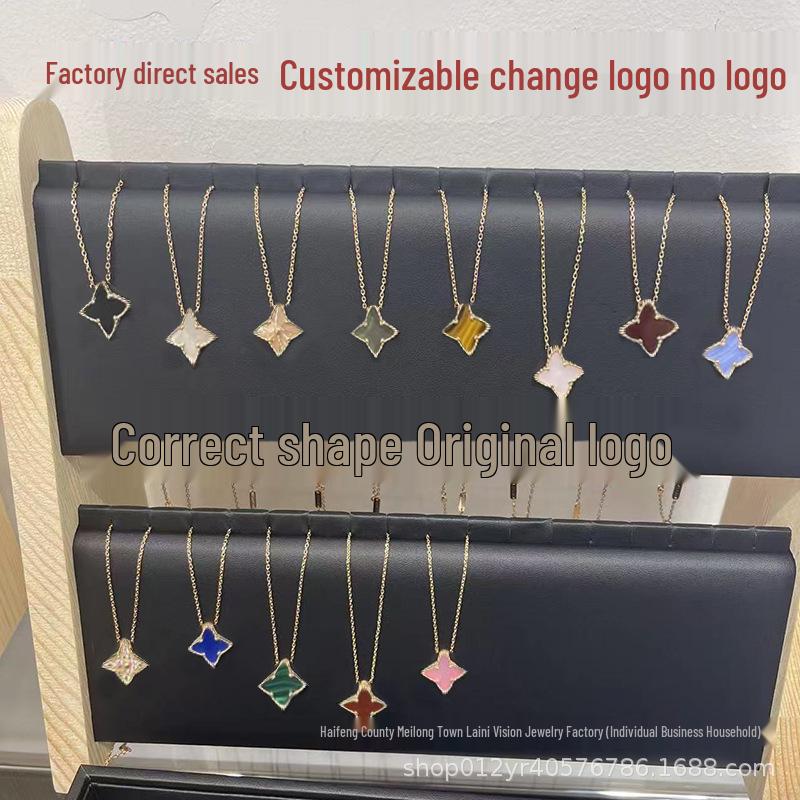 Колье Seiko V Gold 'Четырехлистный клевер' с красным агатом, цепочка 18К розовое золото