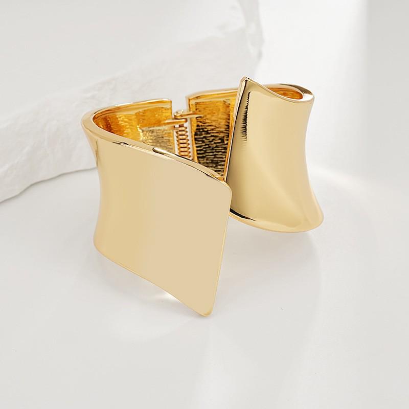 Браслет-манжета с переплетающимися кольцами - Европейский и американский дизайн в стиле легкой роскоши для женщин