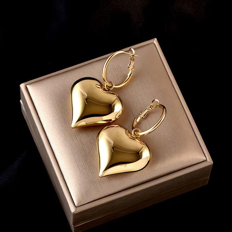 Серьги-кольца Heart Huggie Hoop, асимметричные большие серьги для женщин, золотые украшения, подарок девушке