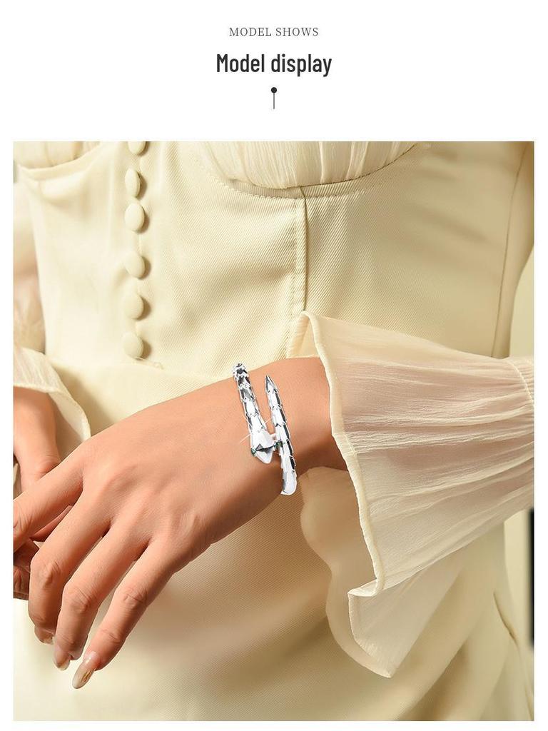 Открытый браслет-пружина в форме змеи с золотой чешуей - Женский модный браслет высокого класса