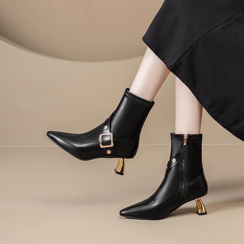 Модные зимние новые профилированные хлопковые ботинки женские с острыми заклепками и металлической пряжкой с боковой молнией, нескользящие ботильоны