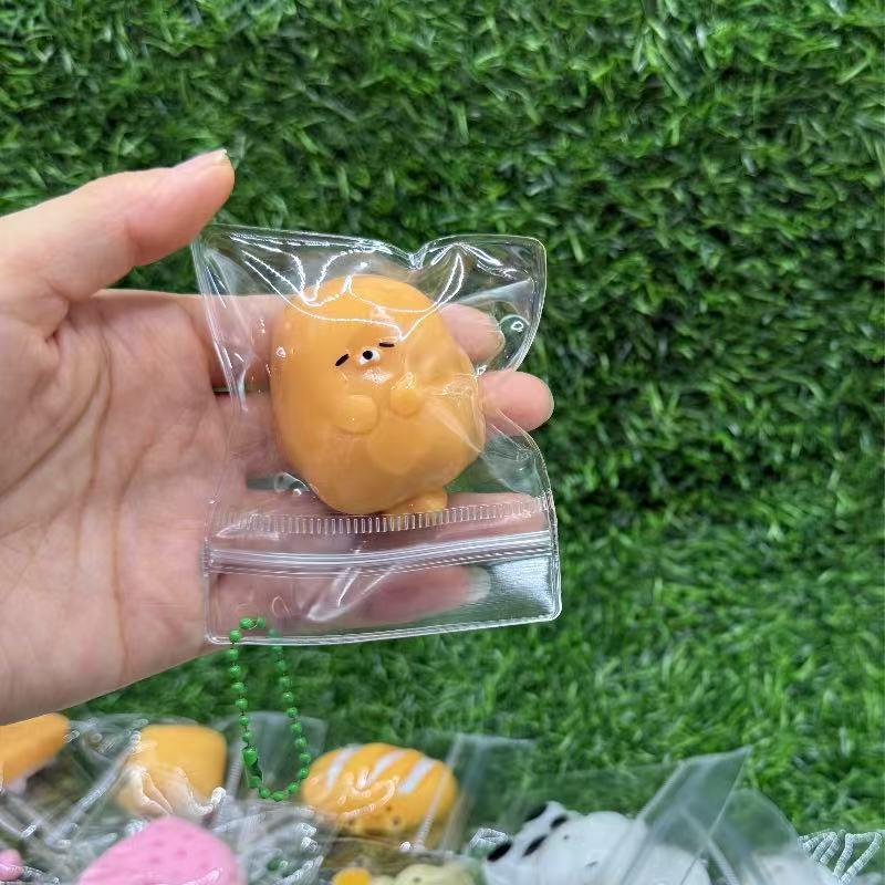 Игрушки-сквиши на шарнирах: Лягушка, Курица, Кошачья Лапка - Брелоки на Рюкзак для Снятия Стресса