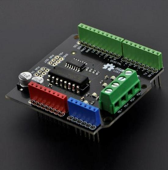 Моторный щит L293 для Arduino