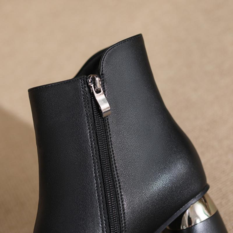 Новые французские короткие женские сапоги весна-осень в британском стиле на толстом каблуке с острым носком и средним каблуком из кожи