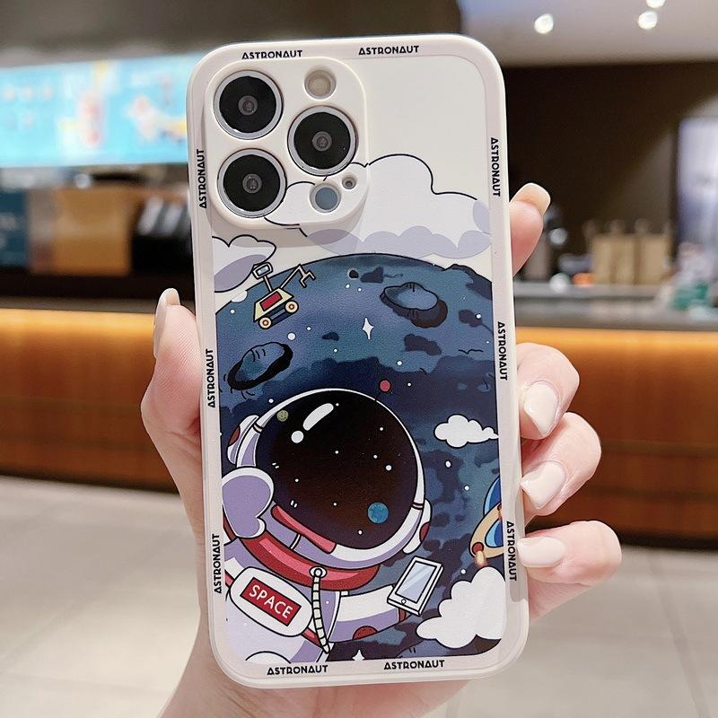 Применимо к чехлу для мобильного телефона iPhone16 с рисунком астронавта 15PROMAX мультяшный расписной чехол Apple 14 с боковым узором
