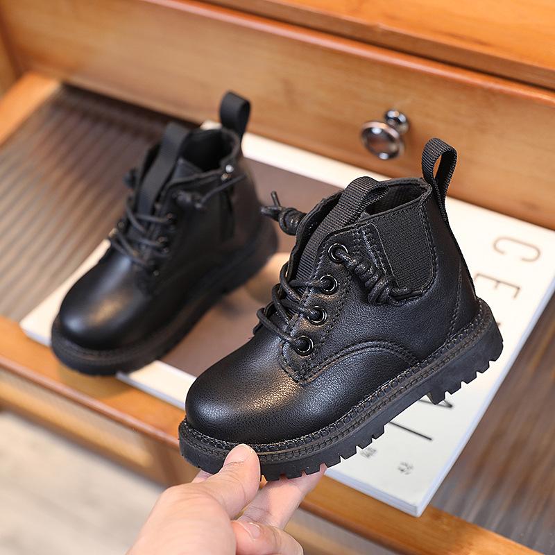2026New autumn and winter children's Martin boots, solid color British style boys' leather boots, girls' fashionable short boots