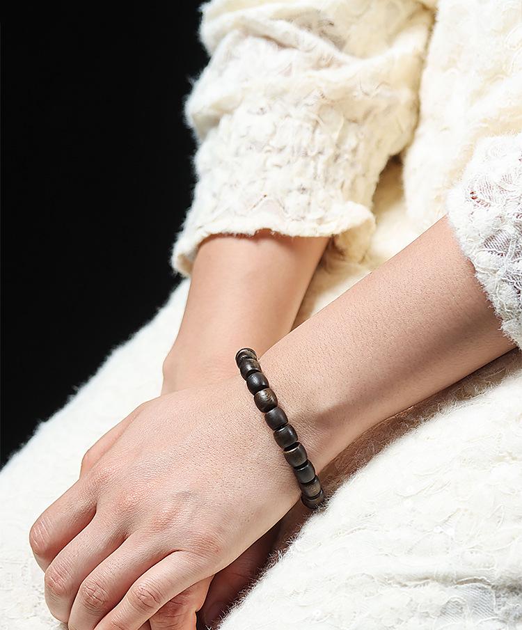 Agarwood Black Qinan High Oil Sinking Bracelet: 108 Bead Buddhist Rosary with Round and Barrel Beads, High-Quality Woody Hand Jewelry.
