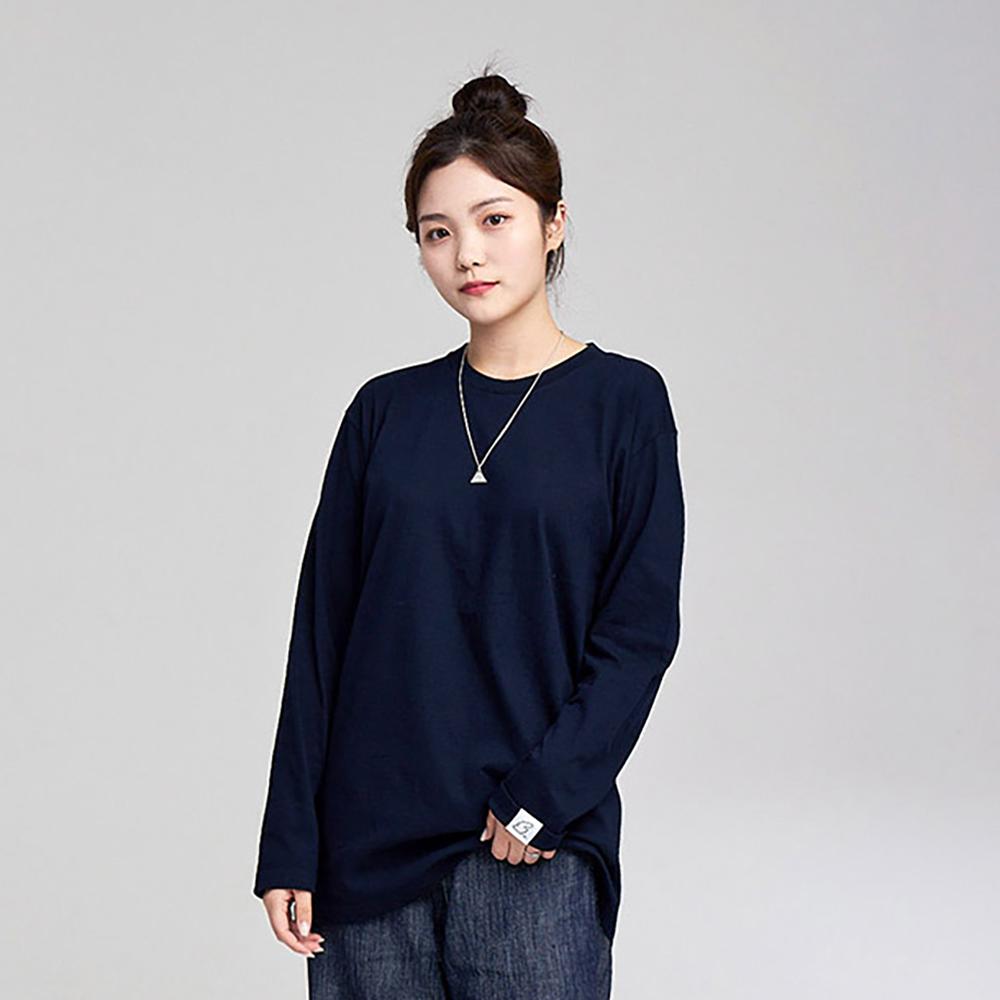APOSTROPHE COMMA Sleeve Point Plain Long Sleeve T-Shirt (Navy)