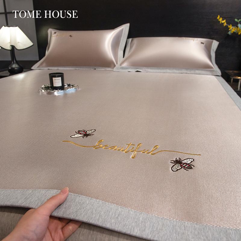 Machine Washable High-End Ice Silk Cooling Mat for Summer - Foldable, Soft Bed Cover with Free Shipping