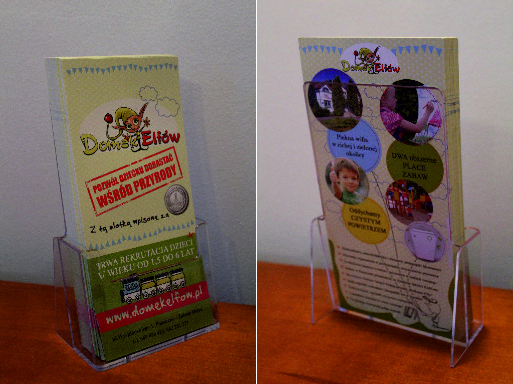 Acrylic stand for vertical leaflets DL