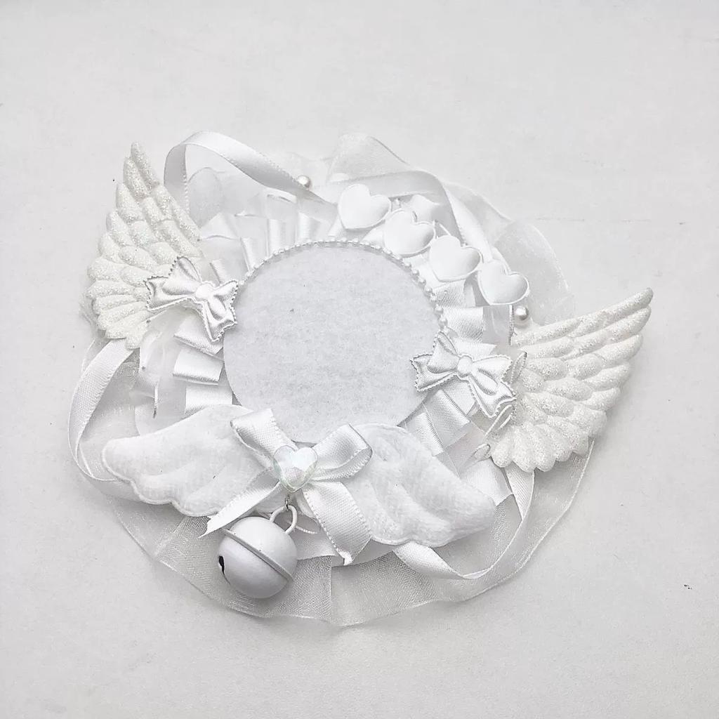 5.8cm Cute Creative Design Badge Pin Holder Kawaii Wings Lace Bow Kpop Badge Clip Displaying Protector Photocard Badge Holder