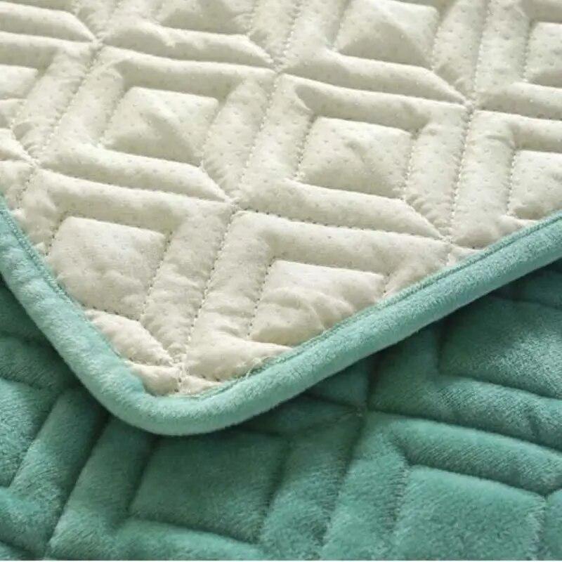 Новое поступление, сплошной цвет, толстый бархатный стеганый диван-полотенце, мягкие короткие плюшевые противоскользящие секционные чехлы для диванов для гостиной