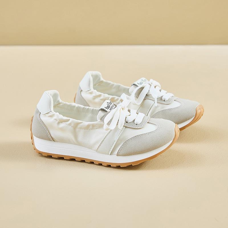 Новая женская обувь на лето 2025 года дышащая и универсальная. Обувь на толстой подошве с увеличением роста подходит для студентов для бега и отдыха.