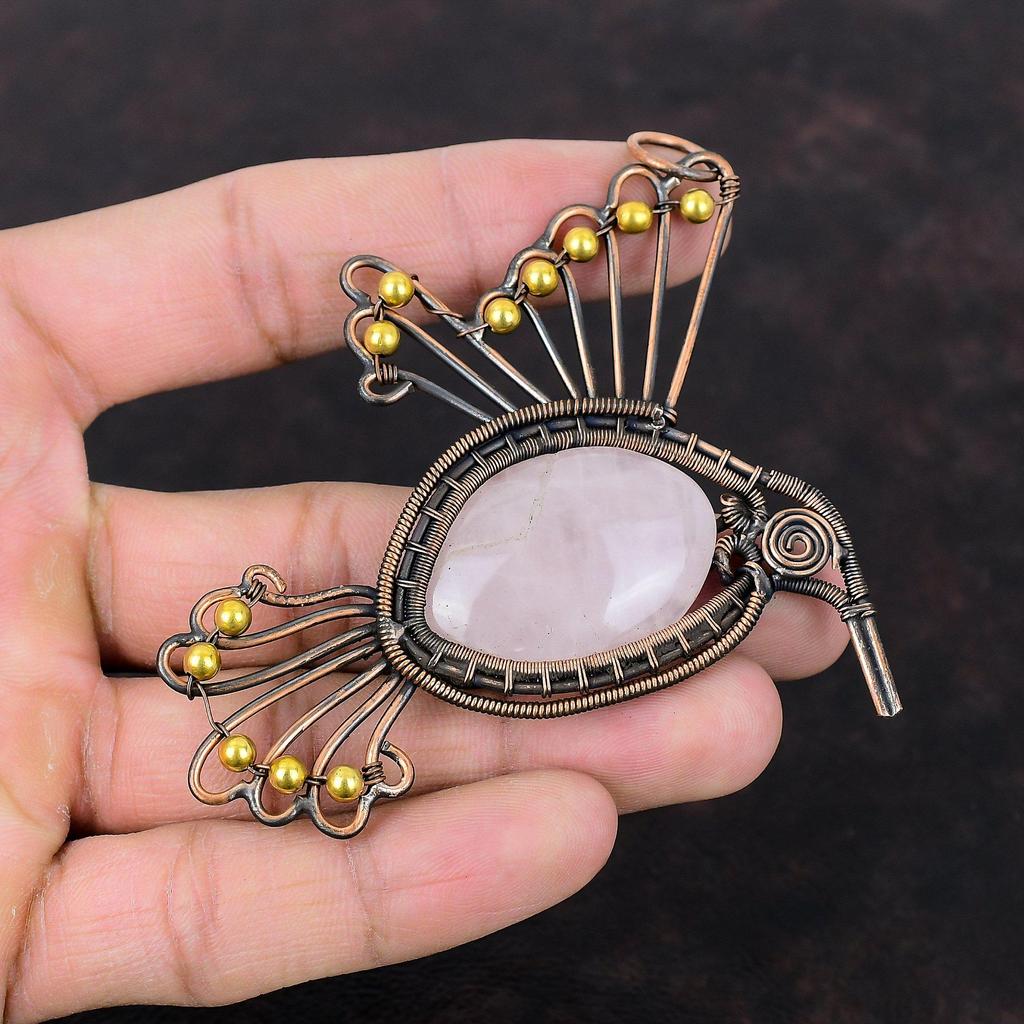 Кулон из розового кварца, кулон, обернутый медной проволокой, кулон с драгоценным камнем, кулон в виде птицы, украшения из розового кварца, женский кулон, подарок для него, медные украшения ручной работы