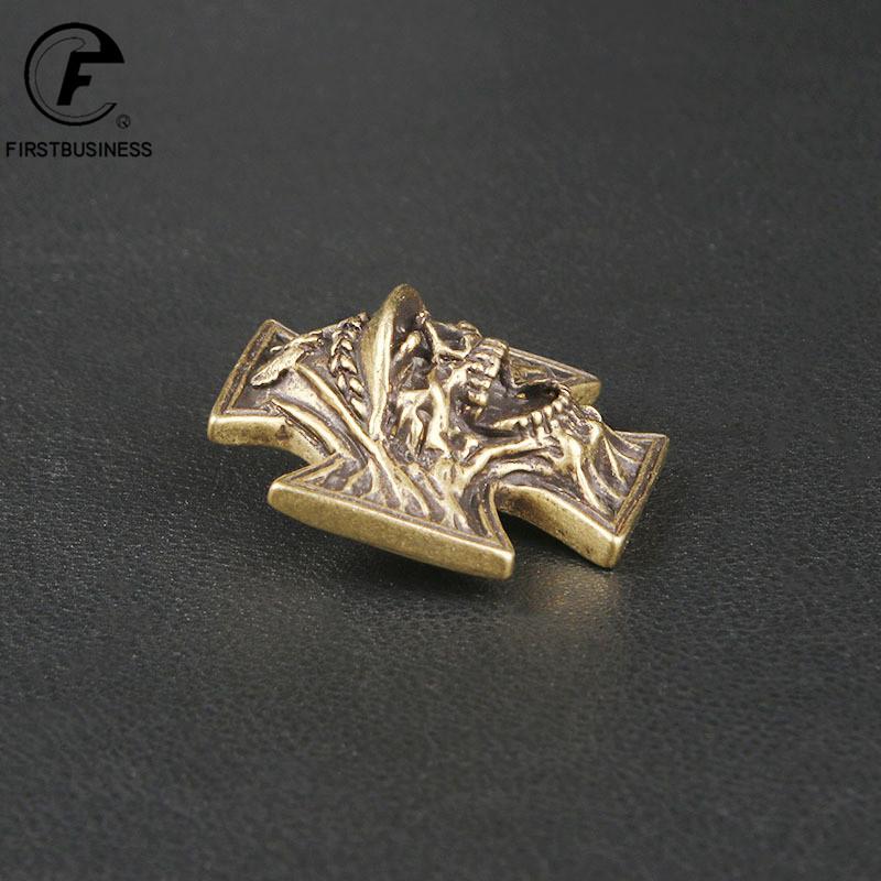 Винтажные латунные заклепки-черепа с крестом Ретро Кричащий череп Фанковые DIY Пряжки для кожаного ремня кошелька одежды с винтом