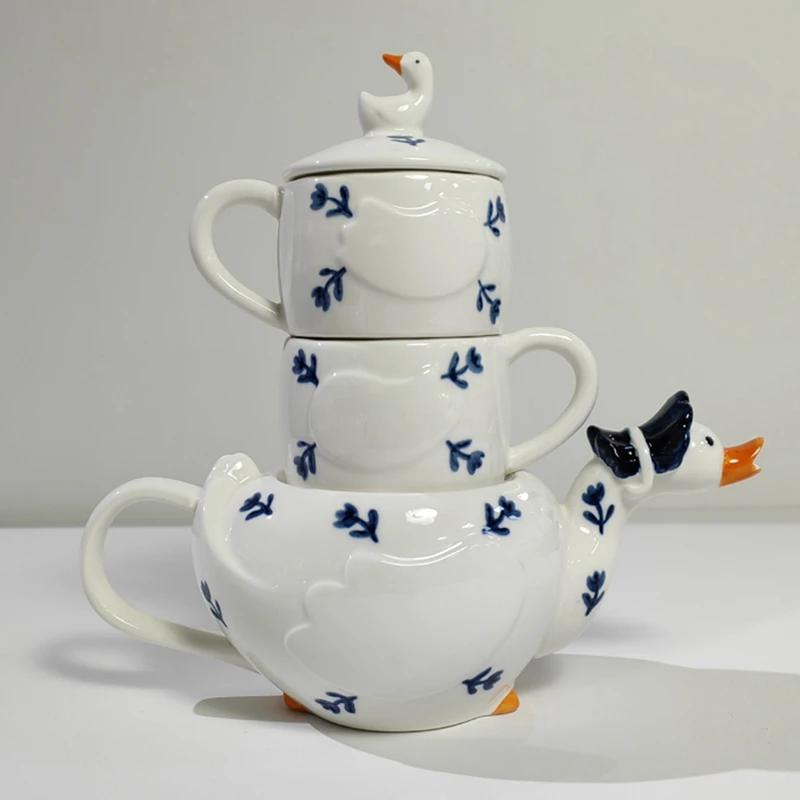 Керамический чайный сервиз Kawaii Duck - чайный набор на двоих, заварочный чайник и 2 кружки для чая, заварочный чайник для дневной чашки со сливным отверстием, подходит для использования в микроволновой печи