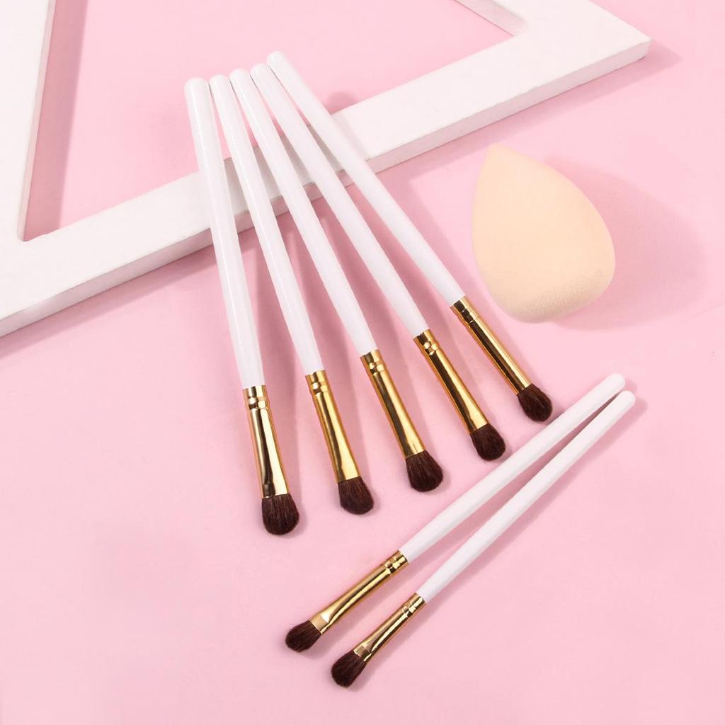 Набор из 7 портативных кистей для макияжа глаз из пони
