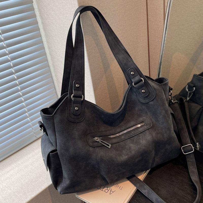 Large Capacity Retro Bag Women's Autumn and Winter Versatile Casual Messenger Bag Shoulder Commuter Tote Bag