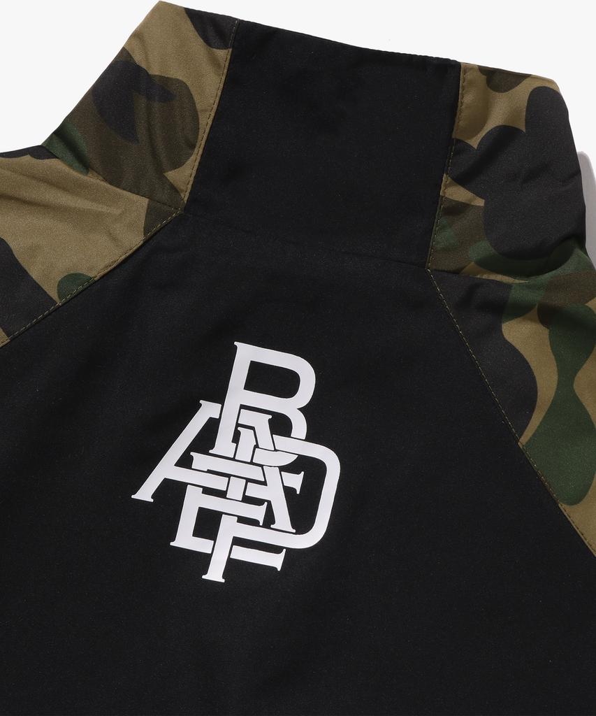 Bape Тренировочная куртка с воротником-стойкой, первый камуфляж (M) зеленый