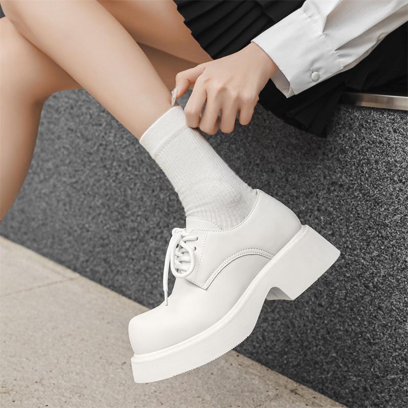 Мужская обувь осень 2024 года, низкие туфли Martin на платформе, увеличивающие рост, в британском стиле, деловые мужские повседневные туфли с большой головой 5778-J