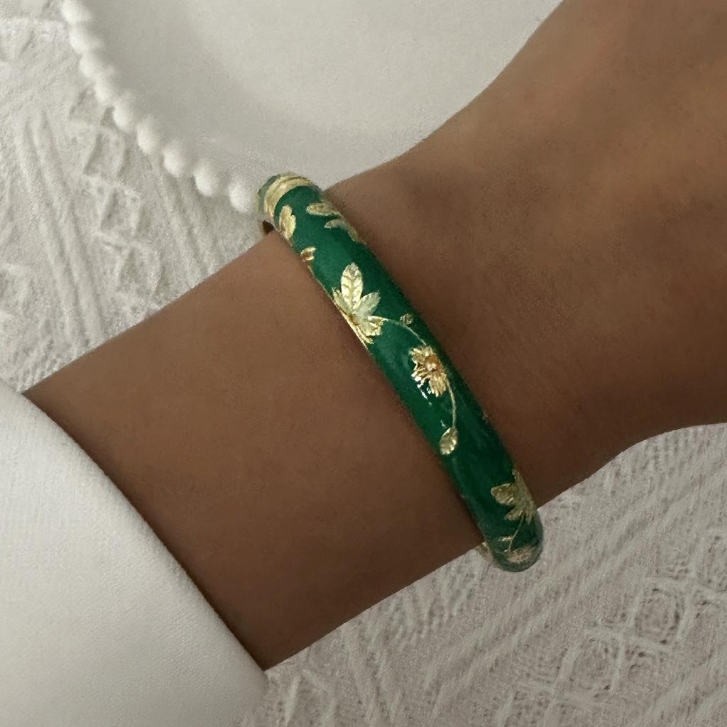 Retro New Trend Enamel Dropped Glaze Flower Texture Bracelet for Women Unique Design Evil Eye Floral Zircon Bangle Party Jewelry