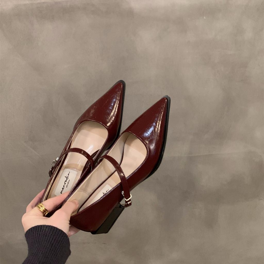 Остроконечные темпераментные красные туфли Мэри Джейн женские туфли 2024 новые весенние, осенние и зимние французские вечерние туфли на высоком каблуке