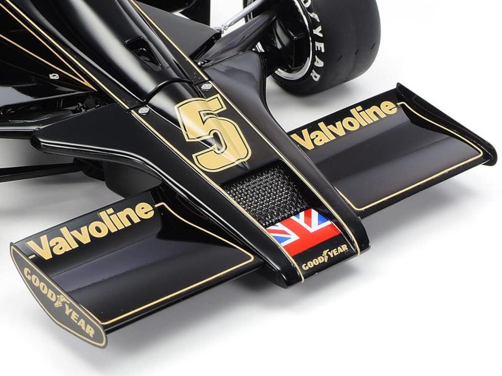 Пластиковая модель TAMIYA Big Scale Series Lotus Type 78 12037 1/12 № 37 (с фототравлеными деталями)