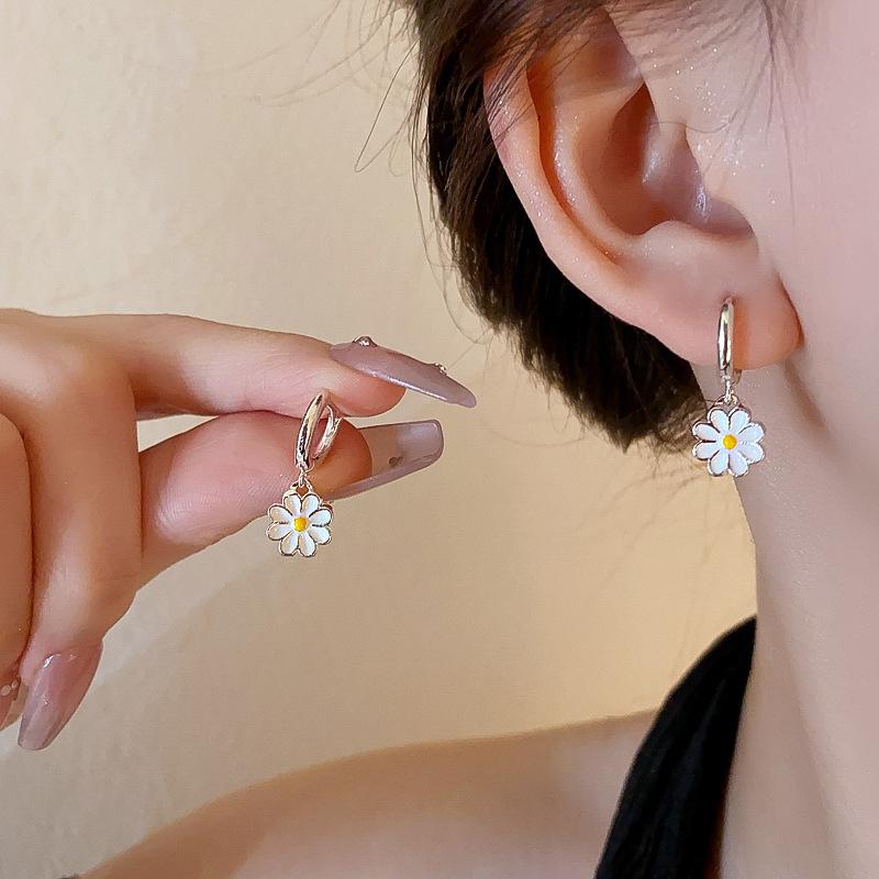 Серьги-клипсы в виде круга с цветами, с капающим маслом, маленькие свежие и милые, нишевые универсальные серьги, новые серьги Мори для женщин