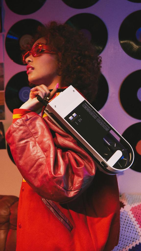 Audio-Technica AT-SB727 Soundburger Wireless Record Player, Portable, Compact, Lightweight, USB Charging, Bluetooth, Belt Drive, White (AT-SB727 WH)