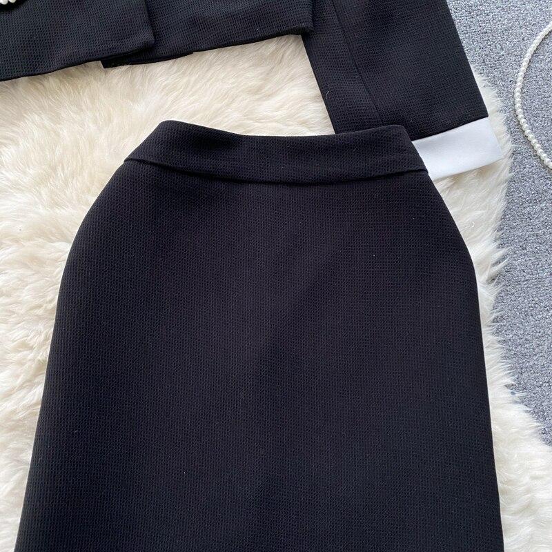 Autumn And Winter French Small Incense Wind Short Retro Temperament Tweed Top + A-Line Short Skirt Two-Piece Set