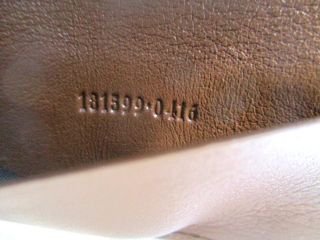 Authentic GUCCI GG Beige Canvas Brown Leather 6 Pics Key Chain #b078  Open box