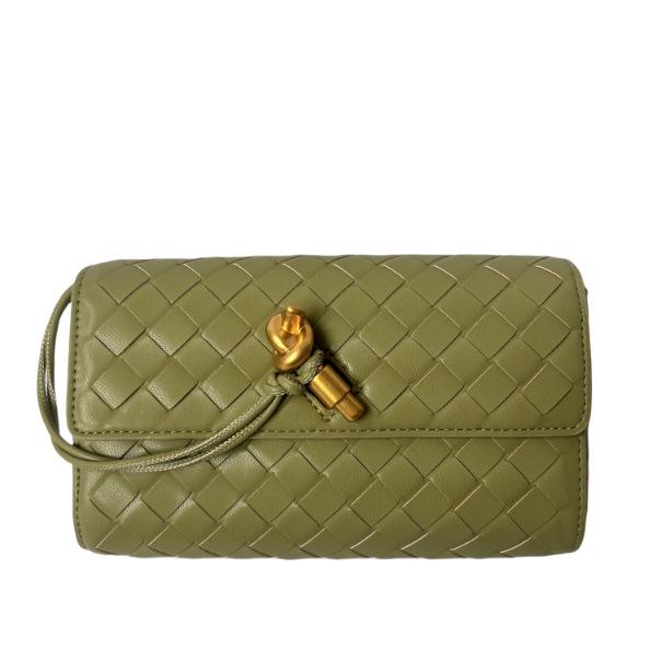 2024 Высококачественная плетеная сумка через плечо с золотым замком