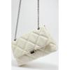 Женская стеганая сумка через плечо с цепочкой кремового цвета