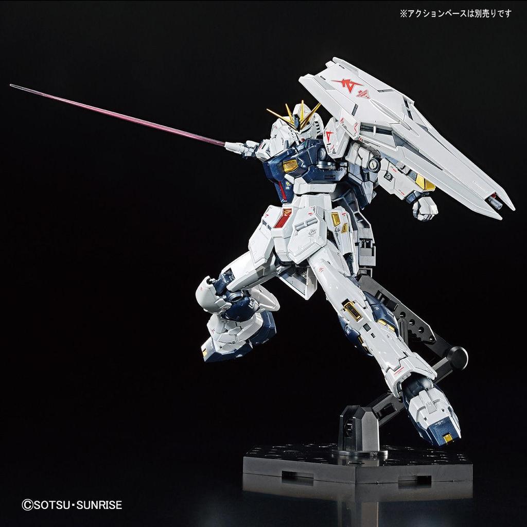 BANDAI Gundam Base Limited RG V Gundam Titanium Finish 1/144 Japan NEW