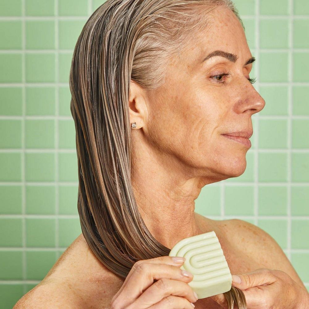 Kitsch Tea Tree Mint Clarifying Твердый кондиционер-мыло 3,2 унции