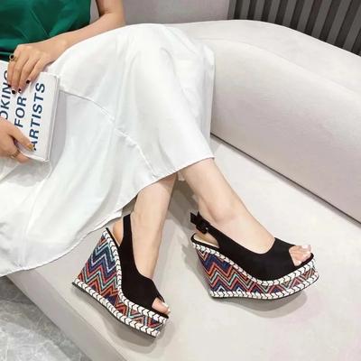 Сексуальные босоножки на танкетке с открытым носком, женские летние босоножки на платформе из высококачественной замши с пряжкой на ремешке, на толстом каблуке в стиле бохо, сандалии