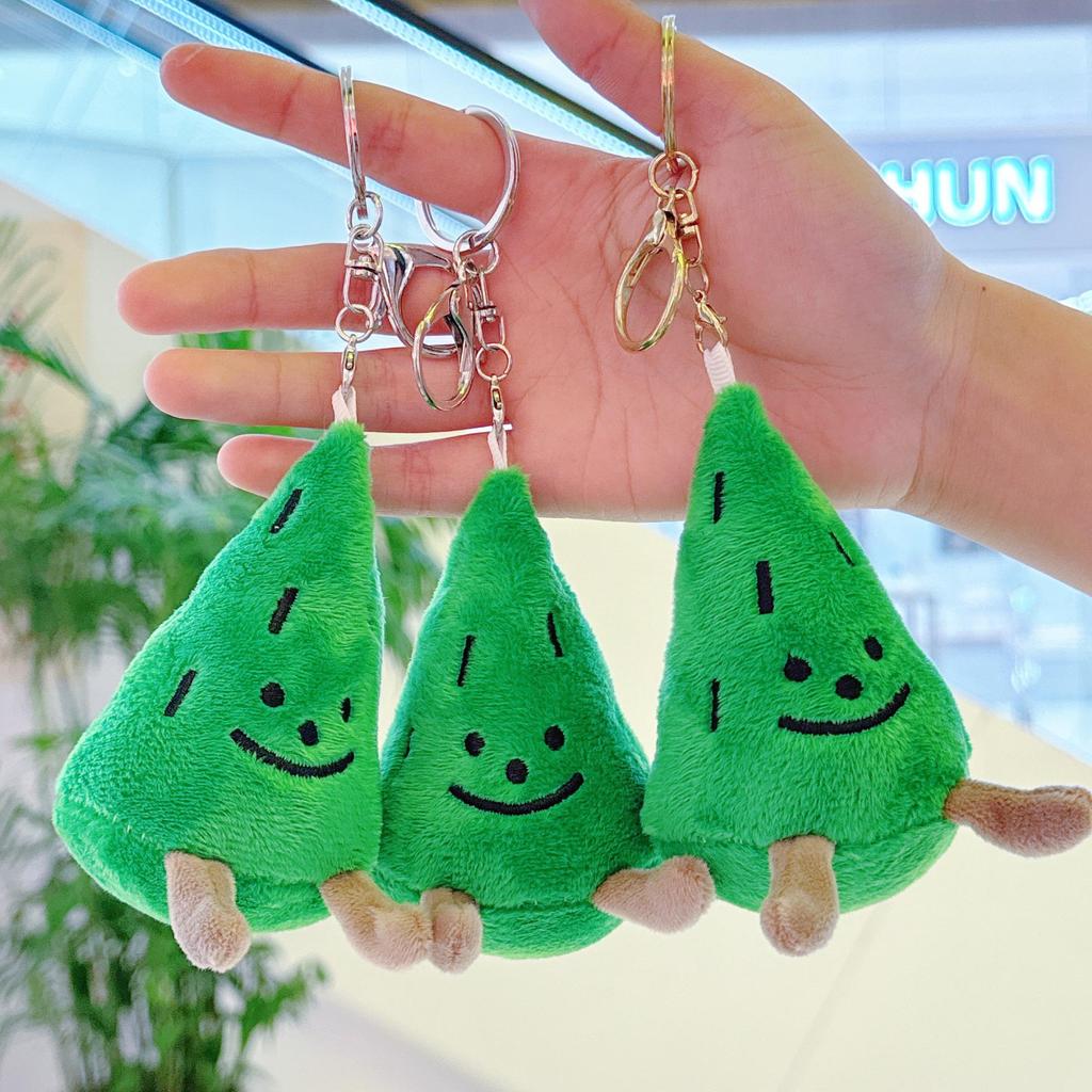 Mini Pine Tree Bag Ornament: Cute Plush Christmas Decoration Keychain