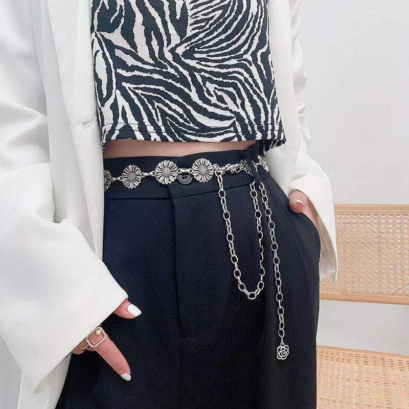 Европейская и американская поясная цепочка Женская летняя универсальная в стиле инс с платьем, джинсами, трендовая декоративная металлическая цепочка, пояс с цветком