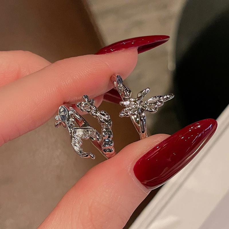 Новый нишевый дизайн кольцо с открытой бабочкой, темперамент высокого класса, рыбий хвост, золотая рыбка, французское кольцо в стиле легкой роскоши, женское