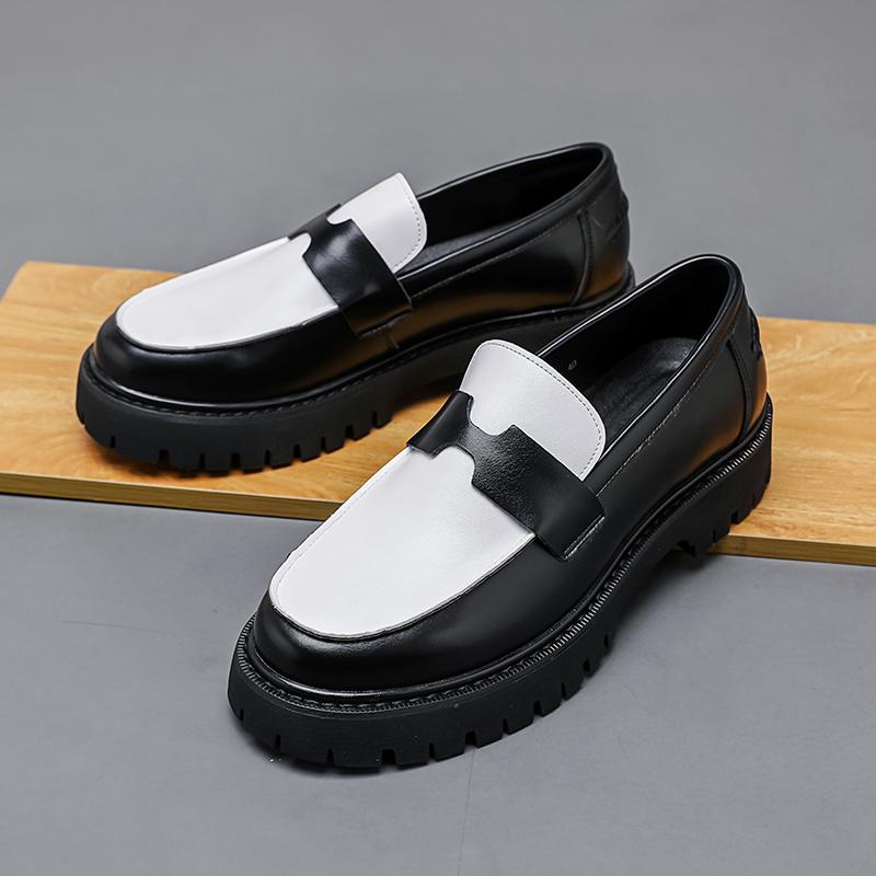 Новые модные лоферы на мягкой подошве с противоскользящим эффектом для подростков, классические черно-белые мужские удобные кожаные туфли на толстой подошве