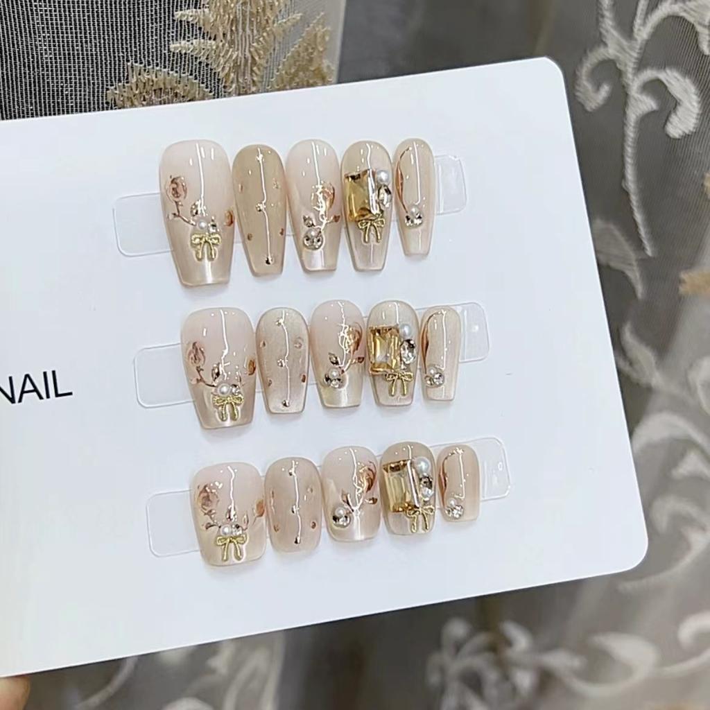 Pure Handmade Phototherapy Wear Nail Tablets Rose Story. Wearing Nail Finished Product Reusable Nail Patches