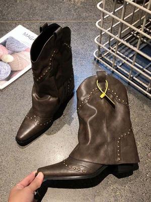 Модные женские полусапоги до середины икры с острым носком и заклепками, на среднем каблуке, кожаные, осенне-зимние, водонепроницаемые, модные 2025