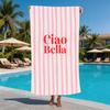 Полосатое пляжное полотенце с принтом "Ciao Bella" Дизайн с итальянской фразой Полотенце для мужчин и женщин Идеально для летних поездок на пляж Активный отдых