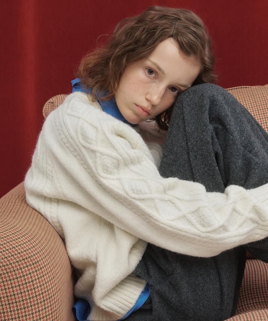 COVERNAT WOMAN Wool Blend Cable Knit Ivory
