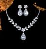 A Set of Classic Fashion Claw Chains Gold Plated Alloy Necklaces Tassels Earrings and Bracelets for Lady