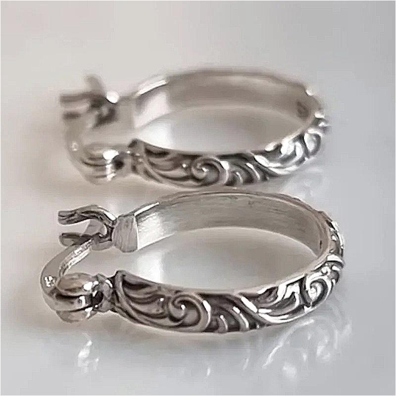 Винтажные серьги-кольца с рельефным узором в виде свитков с серебристым покрытием для женщин, классические элегантные ювелирные аксессуары, идеальный подарок на праздник