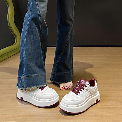 Женская обувь – Кроссовки