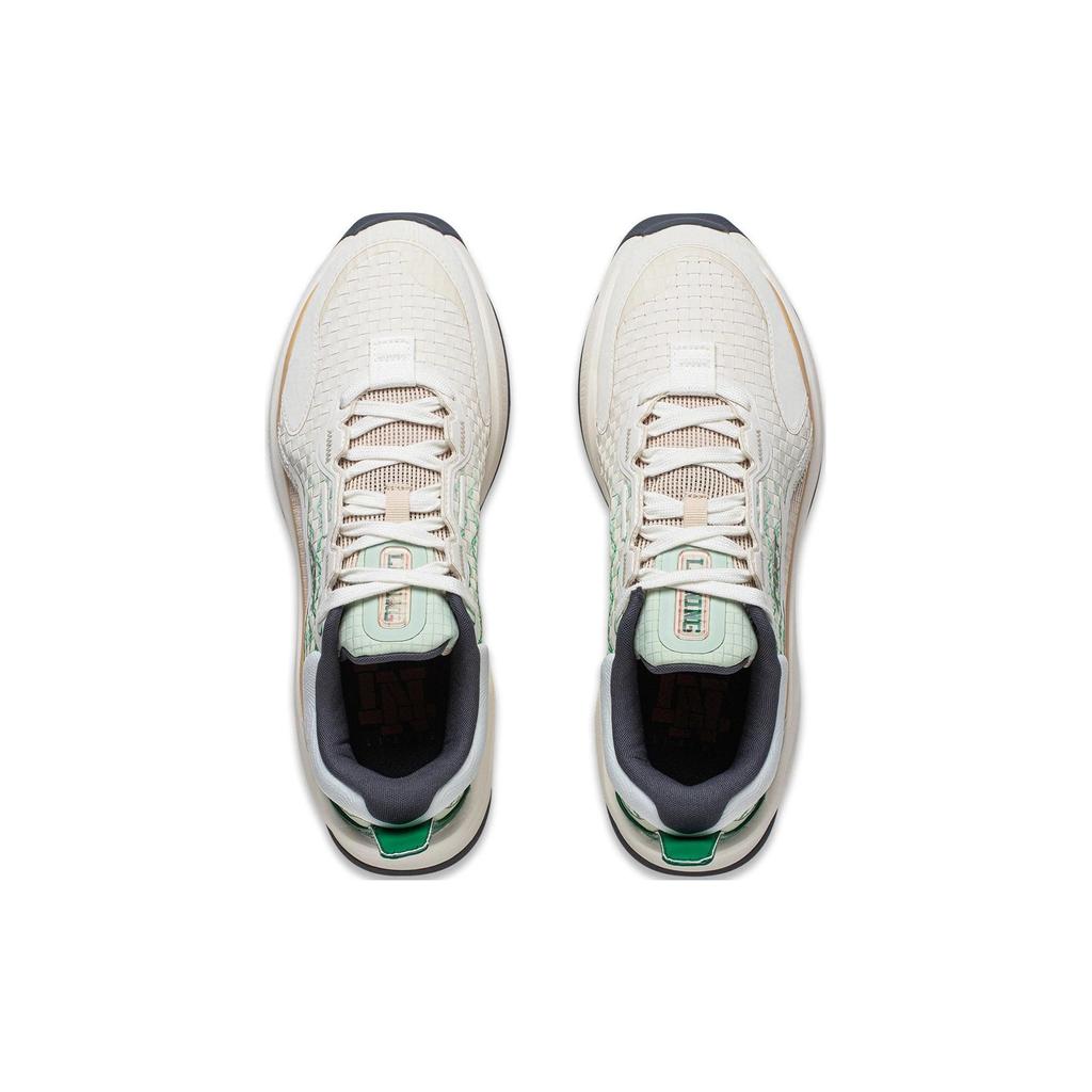 Li Ning Мягкие нескользящие износостойкие дышащие низкие повседневные туфли мужские кроссовки белые зеленые AGLT051-5