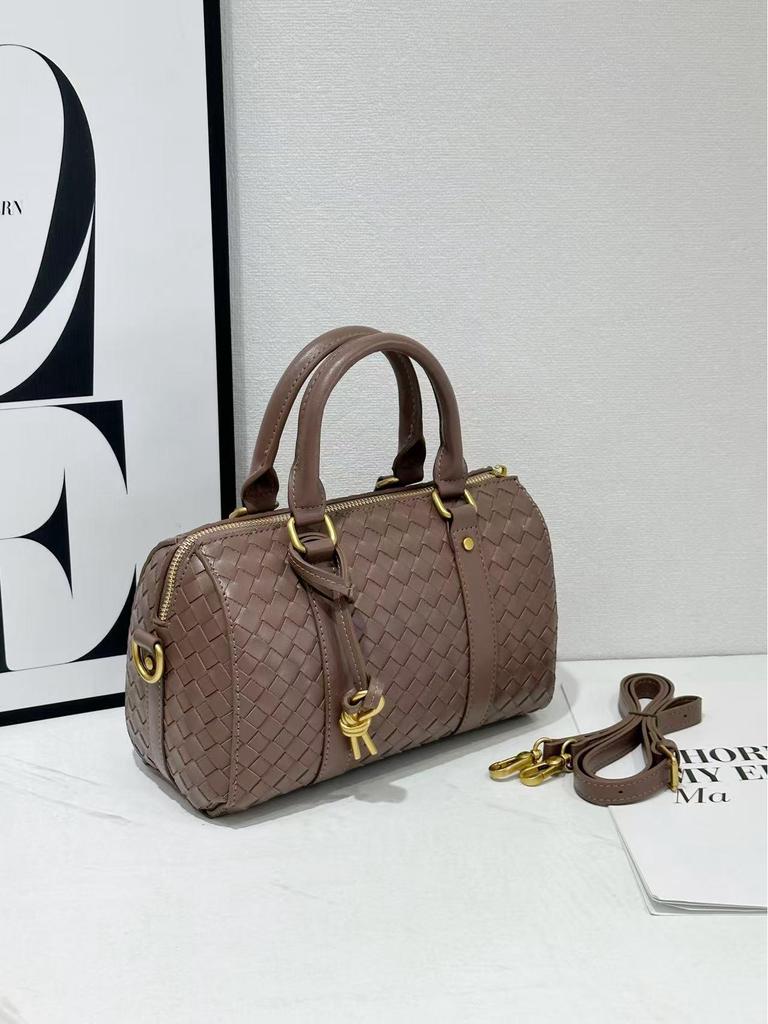 Сумка из плетеной воловьей кожи Diamond, осень/зима 2025 г.: Универсальная сумка для бизнеса, поездок на работу, через плечо и через почтальона